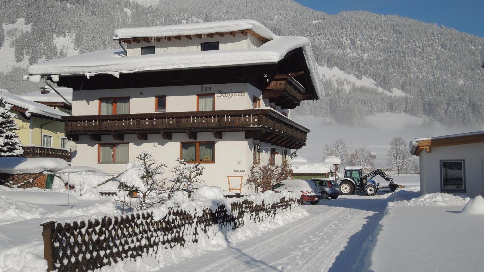 Haus Bergkranz Bed & Breakfast Lermoos Exterior photo