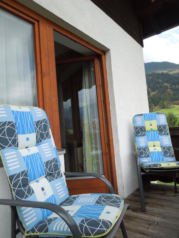Haus Bergkranz Bed & Breakfast Lermoos Room photo