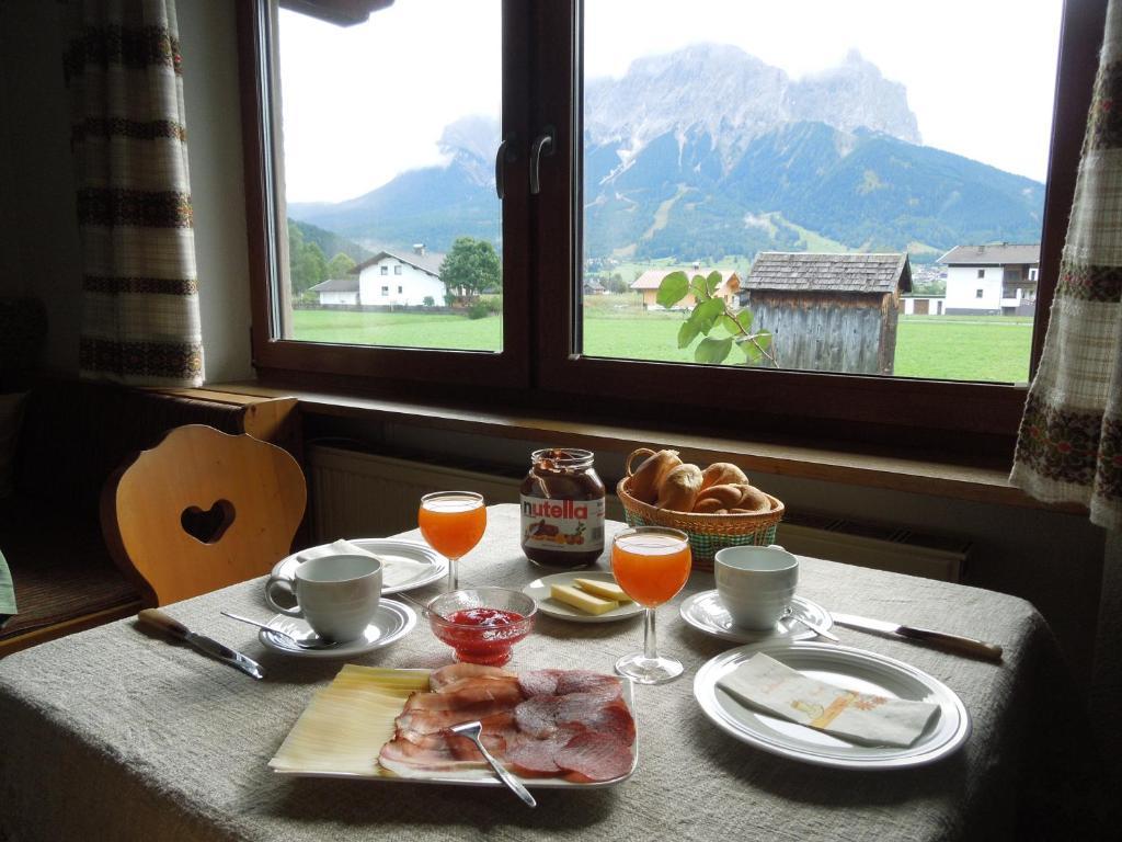 Haus Bergkranz Bed & Breakfast Lermoos Exterior photo